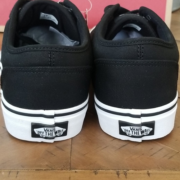 🆕️ Vans - Picture 4 of 7